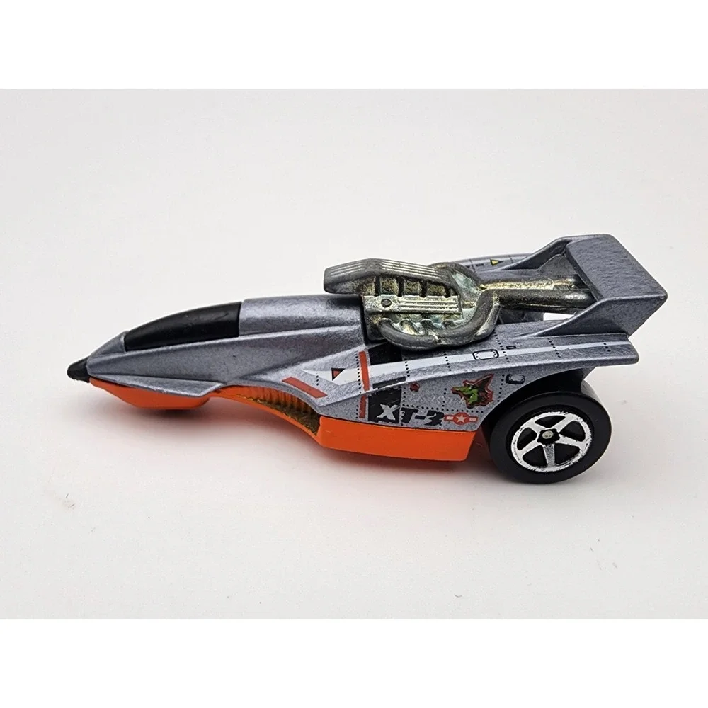 🏁Vintage‎ Hot Wheels 1984 XT-3 Three wheeler in SILVER/ ORANGE